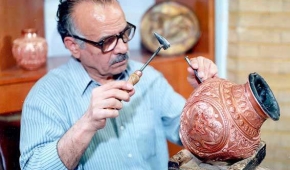  من حسن خواجه شیرانی استاد قلمزنی ایران هستم